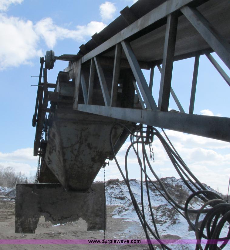 image for item G8818 Powerscreen Chieftain sand screen