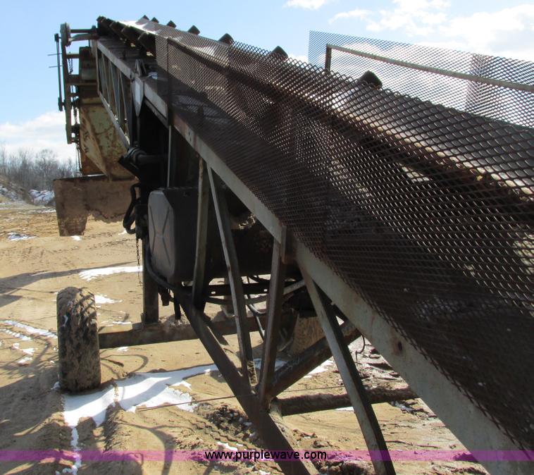 image for item G8818 Powerscreen Chieftain sand screen