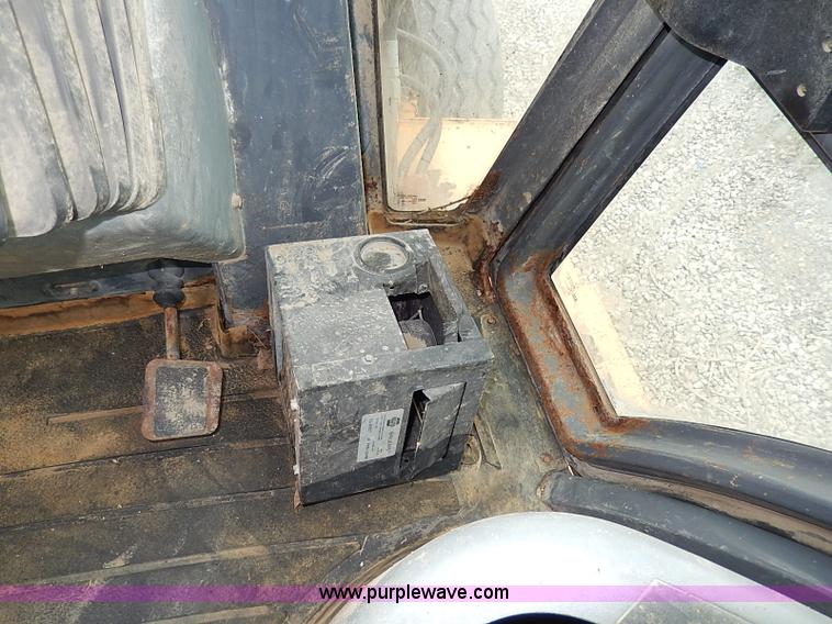 image for item H1410 1998 Case 580 Super L backhoe