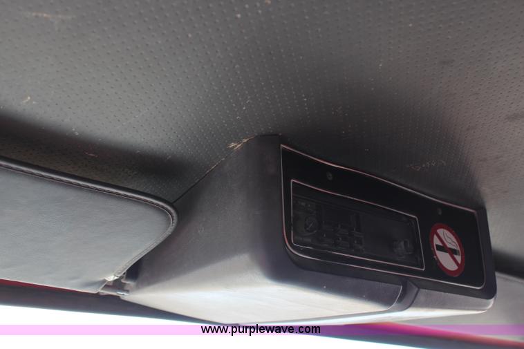 image for item H1412 1989 Ford LNT8000 dump truck