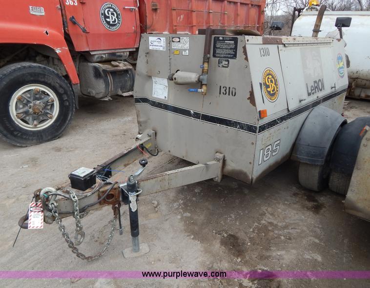 image for item H3479 1995 Leroi Q185DJE air compressor