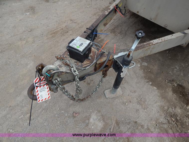 image for item H3479 1995 Leroi Q185DJE air compressor