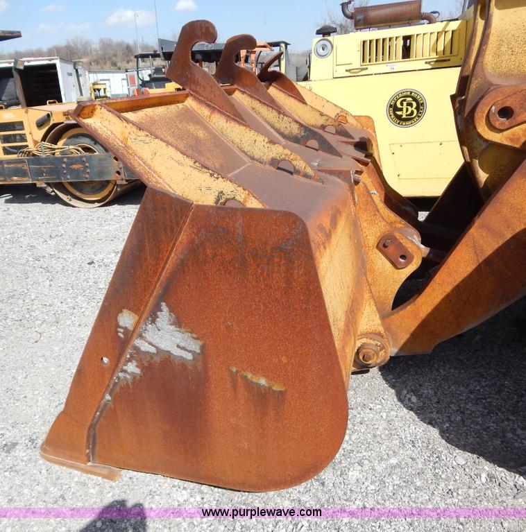 image for item H3484 1984 Caterpillar 980C wheel loader