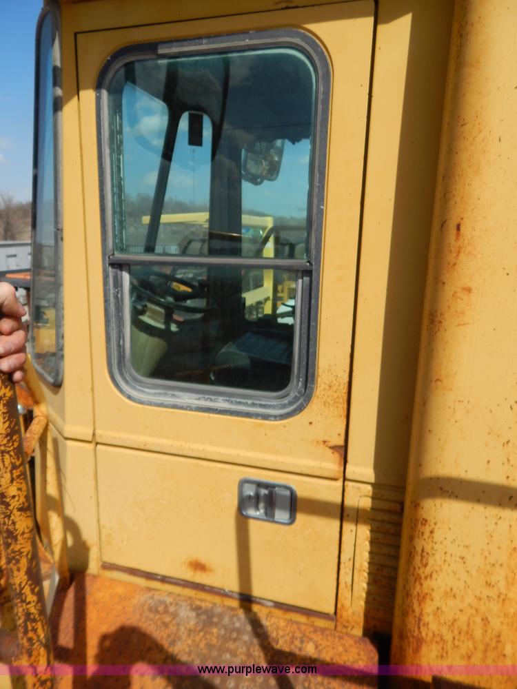 image for item H3484 1984 Caterpillar 980C wheel loader