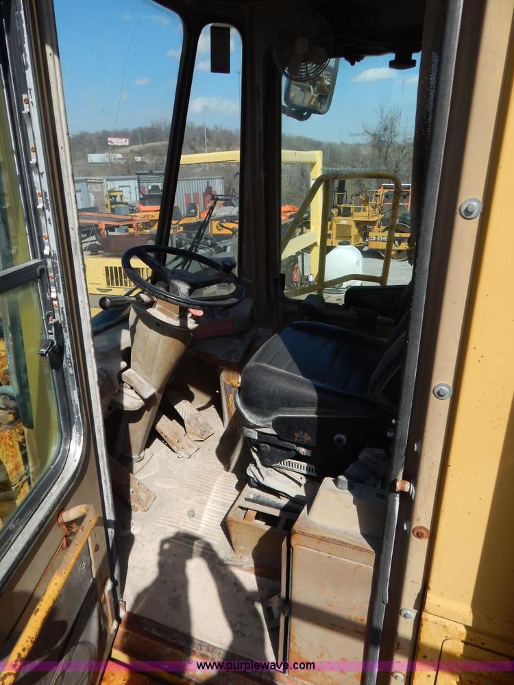 image for item H3484 1984 Caterpillar 980C wheel loader