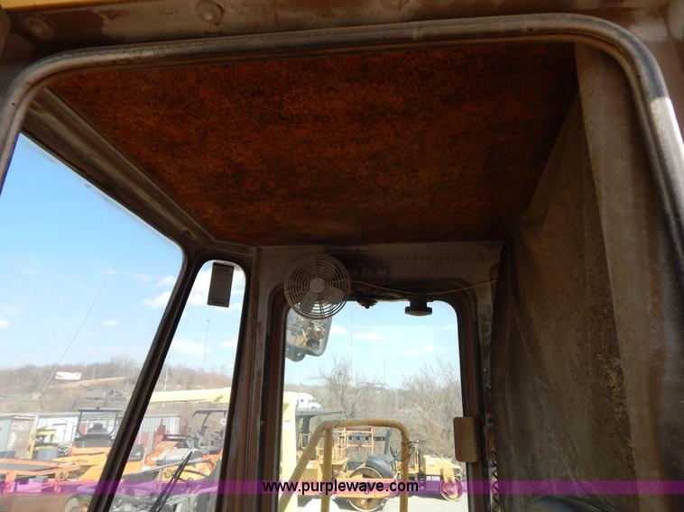 image for item H3484 1984 Caterpillar 980C wheel loader