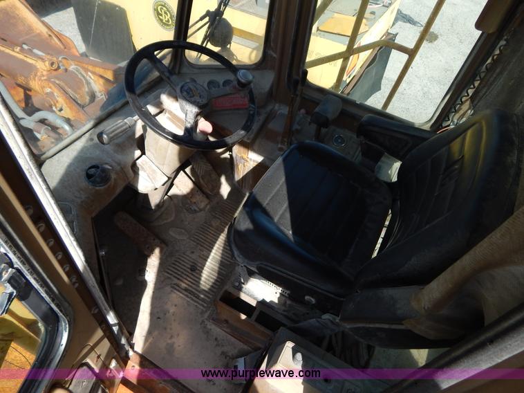 image for item H3484 1984 Caterpillar 980C wheel loader