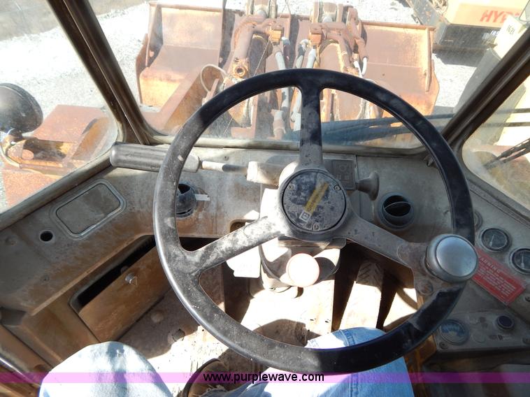 image for item H3484 1984 Caterpillar 980C wheel loader