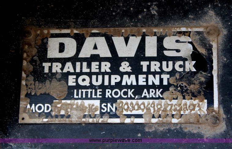 image for item H6178 1991 International 8100 dump truck