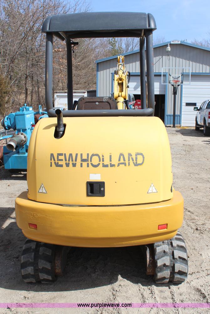 image for item H6245 2001 New Holland EC35 mini excavator