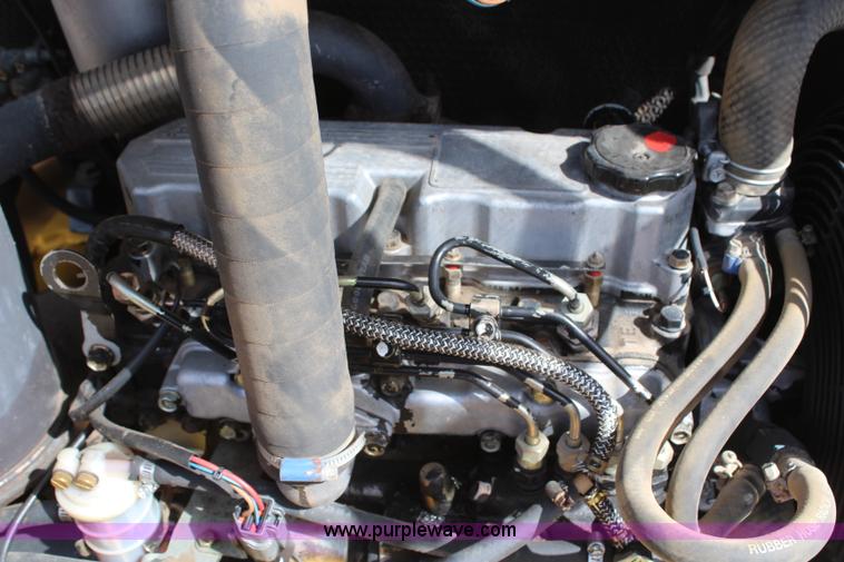 image for item H6245 2001 New Holland EC35 mini excavator