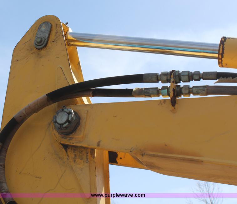 image for item H6245 2001 New Holland EC35 mini excavator