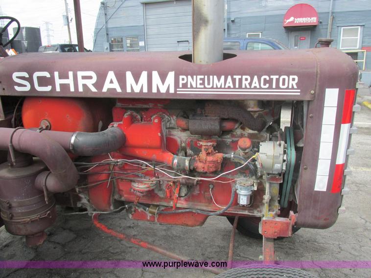 image for item H7694 Schramm 160 pneumatractor