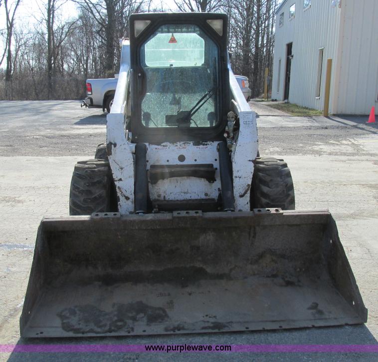 image for item H7696 2007 Bobcat S300 skid steer