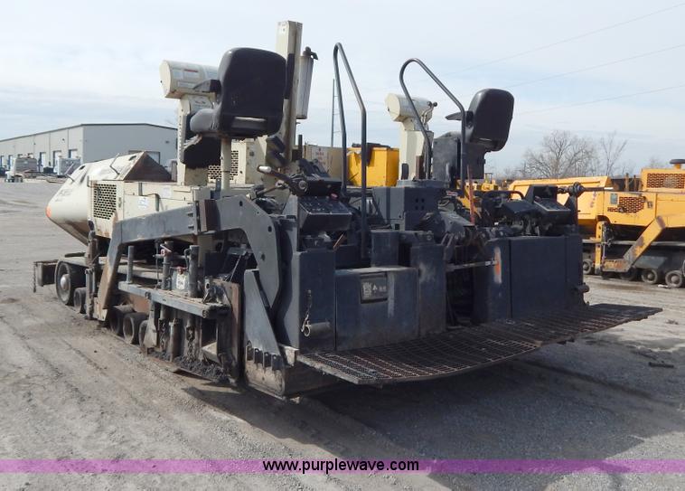 image for item I1026 2005 Blaw-Knox PF-5510 asphalt paver