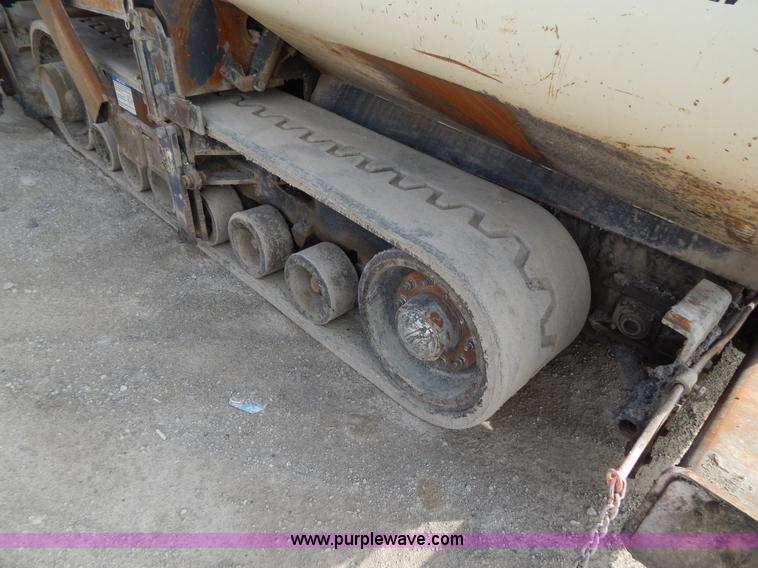 image for item I1026 2005 Blaw-Knox PF-5510 asphalt paver