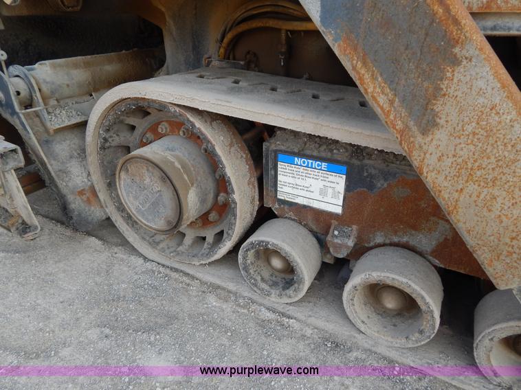 image for item I1026 2005 Blaw-Knox PF-5510 asphalt paver