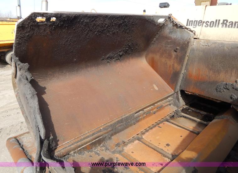 image for item I1026 2005 Blaw-Knox PF-5510 asphalt paver