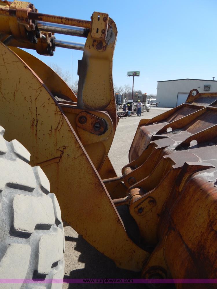 image for item I1028 1985 Caterpillar 980C wheel loader