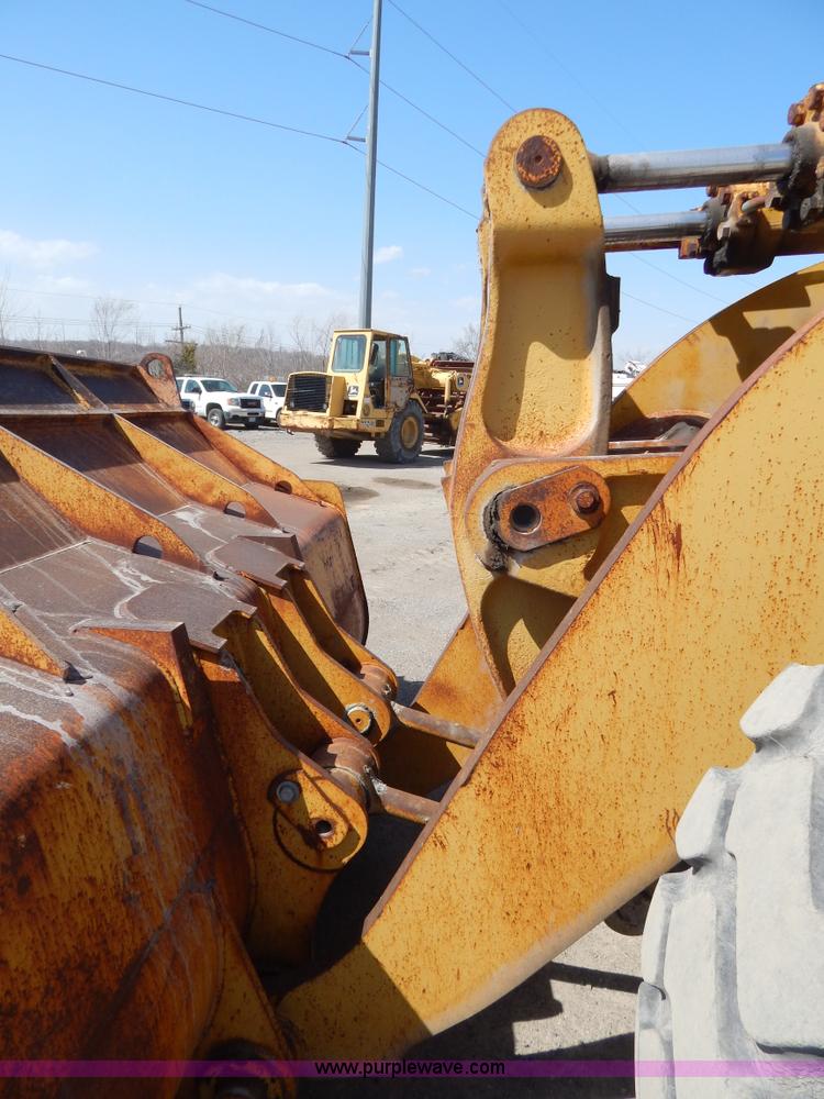 image for item I1028 1985 Caterpillar 980C wheel loader