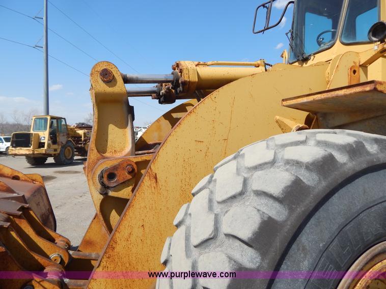 image for item I1028 1985 Caterpillar 980C wheel loader