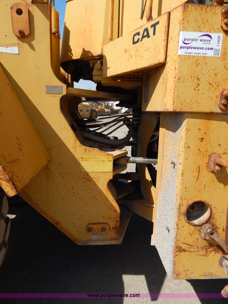image for item I1028 1985 Caterpillar 980C wheel loader