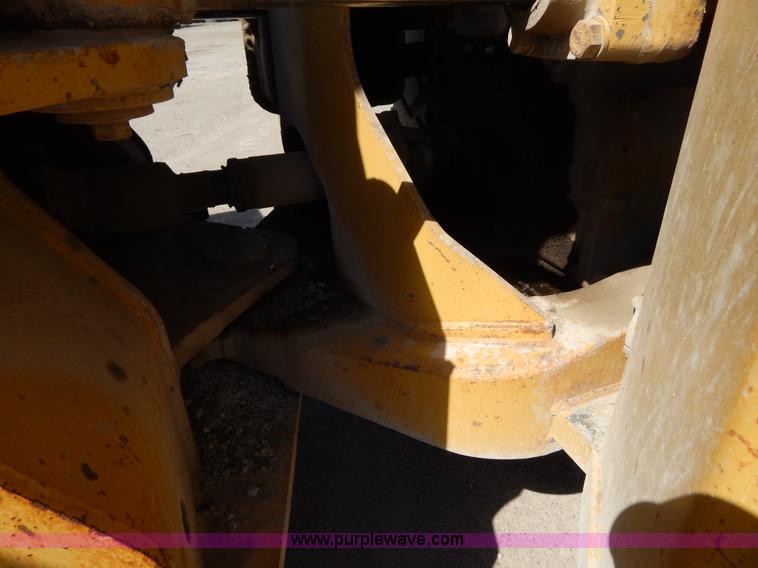 image for item I1028 1985 Caterpillar 980C wheel loader