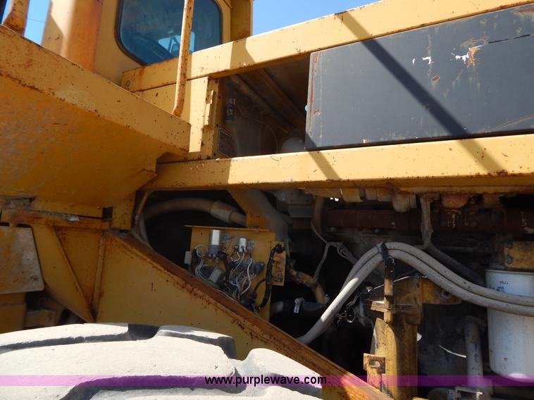 image for item I1028 1985 Caterpillar 980C wheel loader
