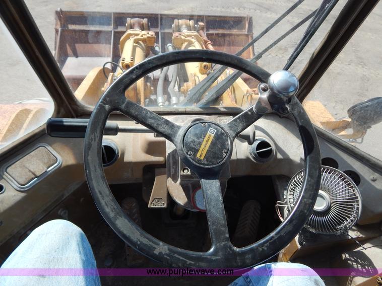 image for item I1028 1985 Caterpillar 980C wheel loader