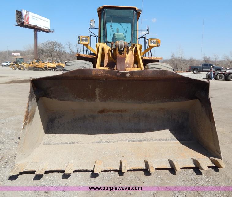 image for item I1033 1986 Komatsu WA450-1 wheel loader