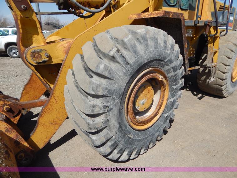 image for item I1033 1986 Komatsu WA450-1 wheel loader