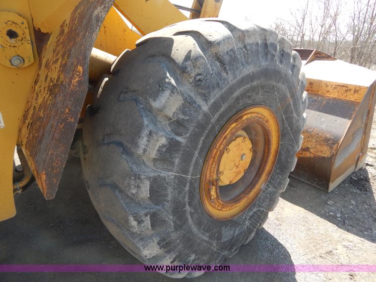 image for item I1033 1986 Komatsu WA450-1 wheel loader