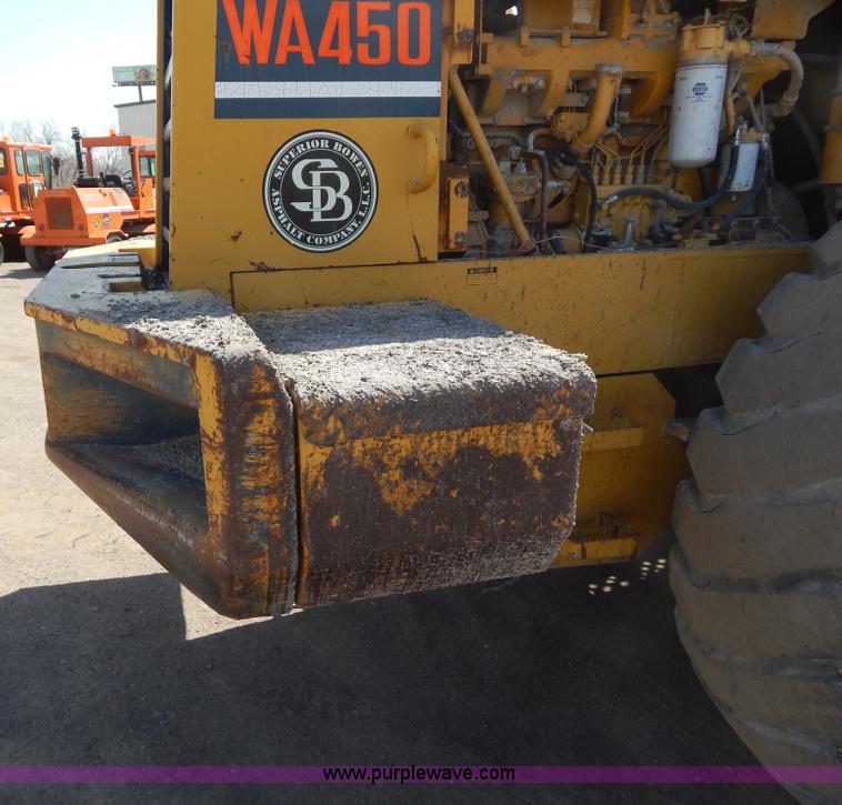 image for item I1033 1986 Komatsu WA450-1 wheel loader