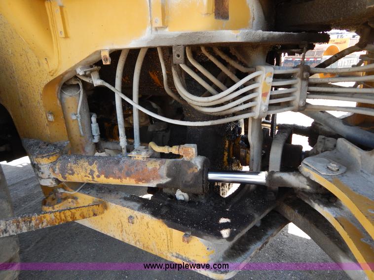 image for item I1033 1986 Komatsu WA450-1 wheel loader