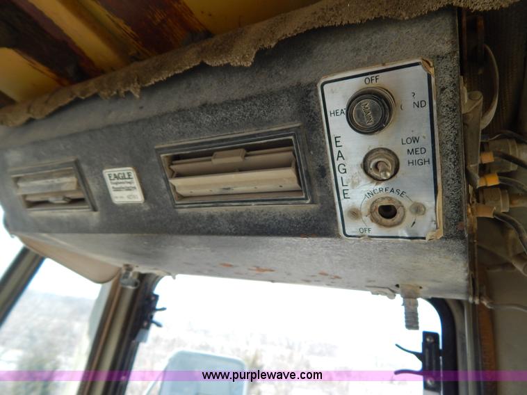 image for item I1033 1986 Komatsu WA450-1 wheel loader