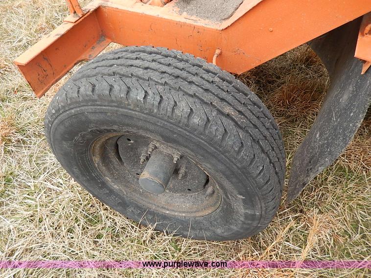 image for item I3723 1974 Broce Broom 10 broom