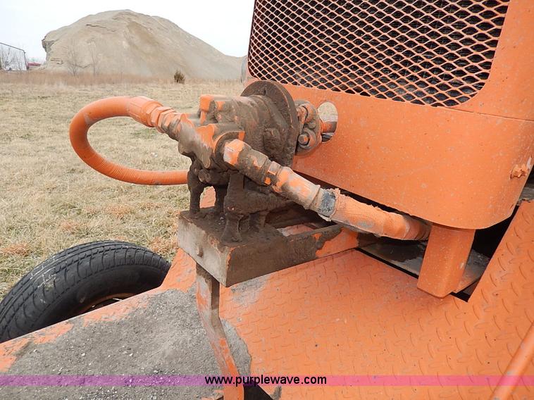 image for item I3723 1974 Broce Broom 10 broom