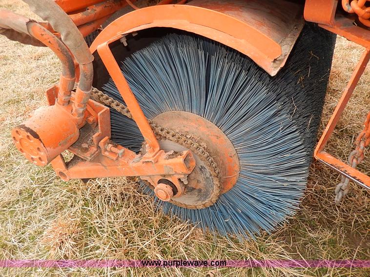 image for item I3723 1974 Broce Broom 10 broom