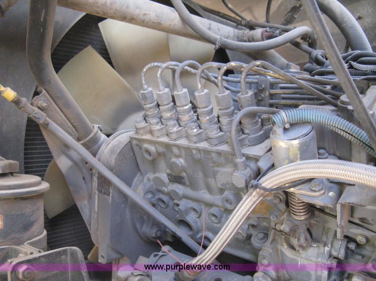 image for item I5548 1994 Ford LT8000 vacuum truck