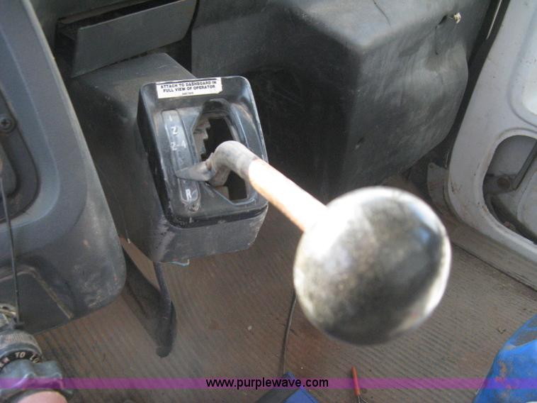 image for item I5548 1994 Ford LT8000 vacuum truck