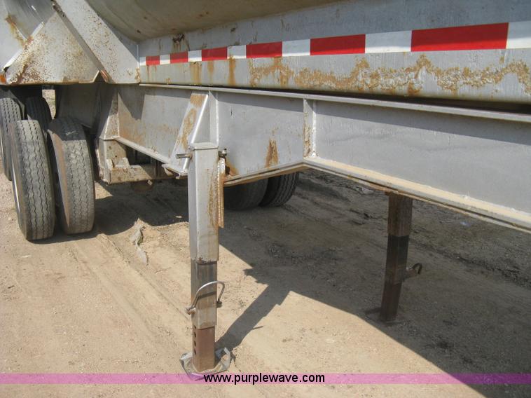 image for item I5549 1995 Clement barrel dump trailer