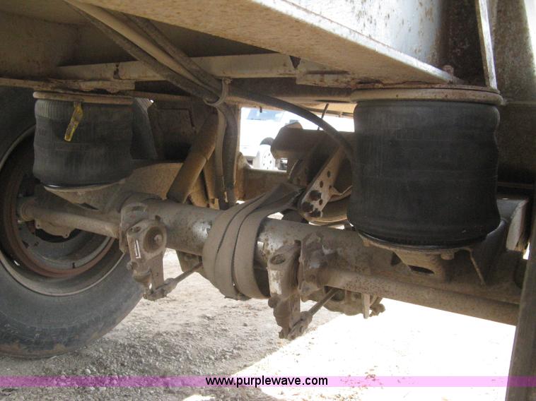 image for item I5549 1995 Clement barrel dump trailer