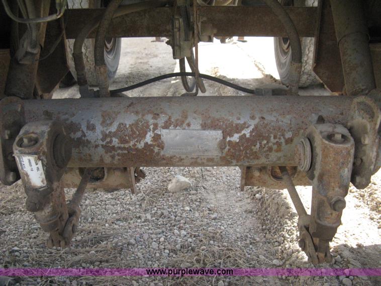 image for item I5549 1995 Clement barrel dump trailer