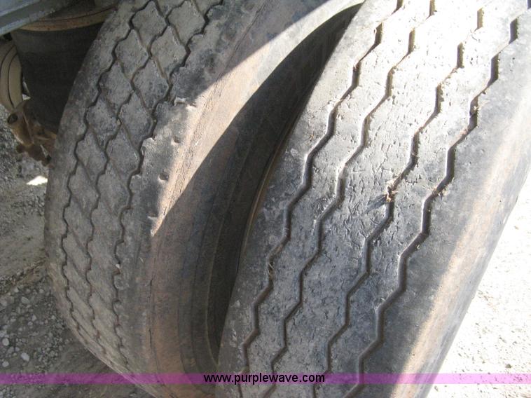 image for item I5549 1995 Clement barrel dump trailer