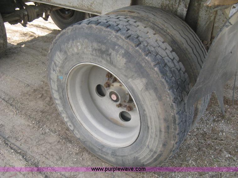 image for item I5549 1995 Clement barrel dump trailer