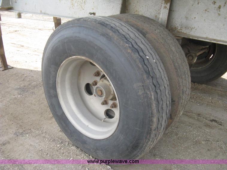 image for item I5549 1995 Clement barrel dump trailer