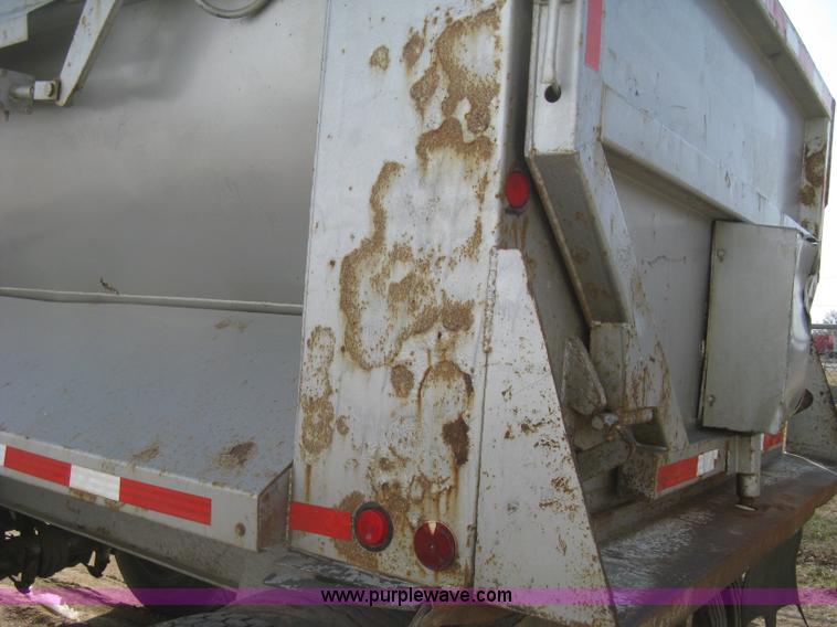 image for item I5549 1995 Clement barrel dump trailer