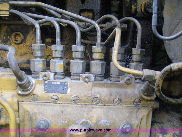 image for item I5550 1993 John Deere 644E loader