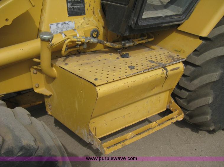image for item I5552 2002 Caterpillar 416D backhoe