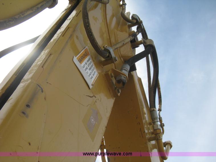 image for item I5552 2002 Caterpillar 416D backhoe